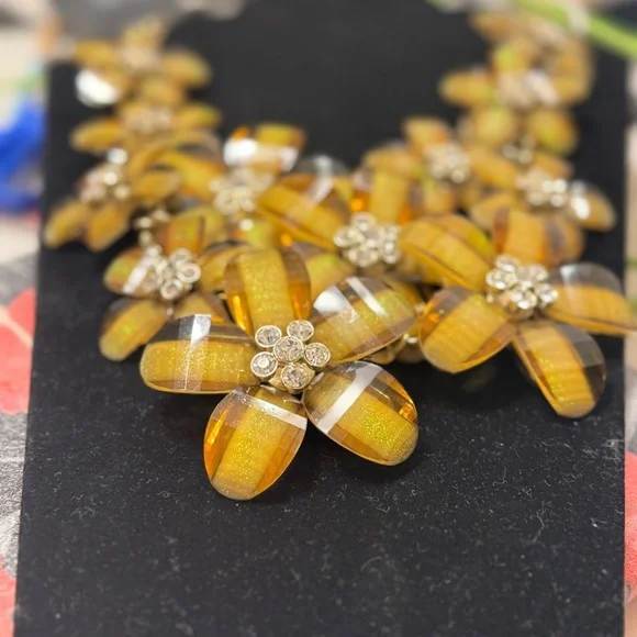 KJL Acrylic Floral Statement Necklace - Picture 7 of 11